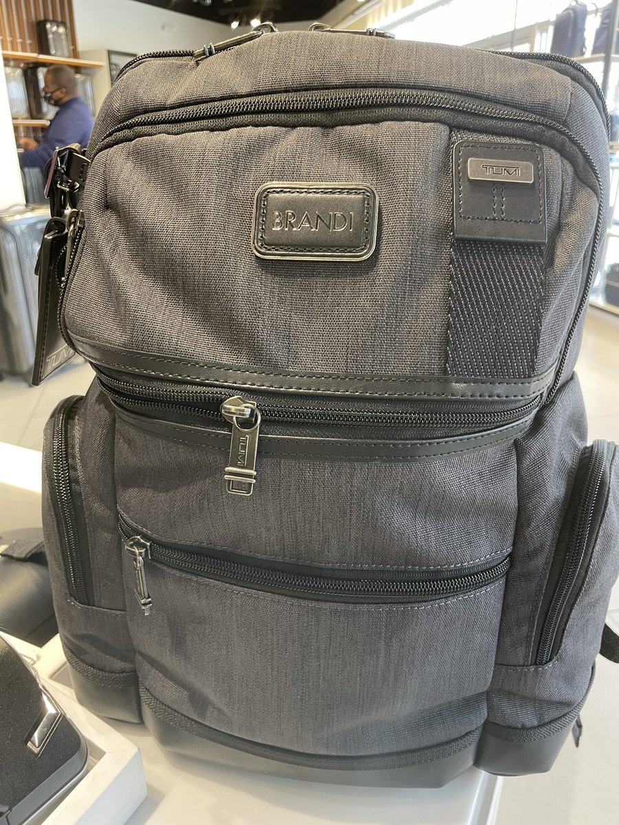 If you’re ever in Vegas and need luggage and great service see Trevor <a href="/tumitravel/">tumitravel</a>