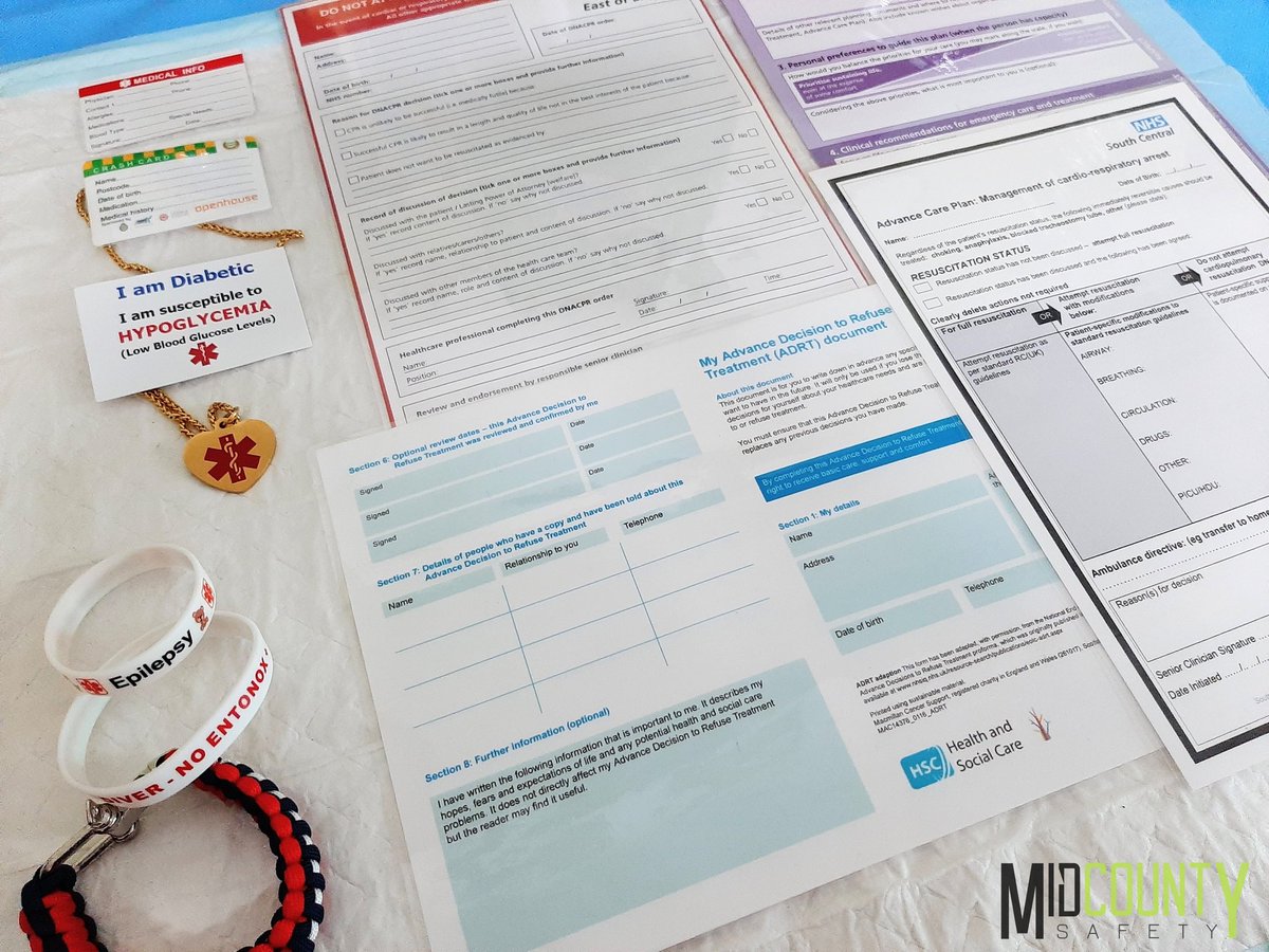 MidCountySafety's tweet image. Some medi-alerts and types of documentation from this weeks Qualsafe First Response Emergency Care (FREC) course 

We are delighted to have yet another full course, with some great students on board!

#dnacpr #medialert #respectform #careplan #livingwill 
midcountysafety.co.uk