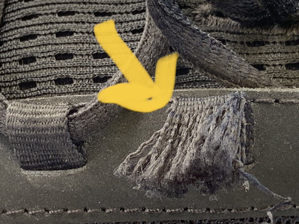 coachchris1997's tweet photo. Thanks @UnderArmour @UnderArmourCA for 1⭐️ customer service. Bought pair Charged Assets👟Feb’21 <10 wears lace loop blew. Obviously manufactured issue ServiceRep “not our issue, it’s past 30 days nothing more we can do, I’ll send you email” No email, gone am I as UA customer!😡🇨🇦 https://t.co/GRaoiZ65p1