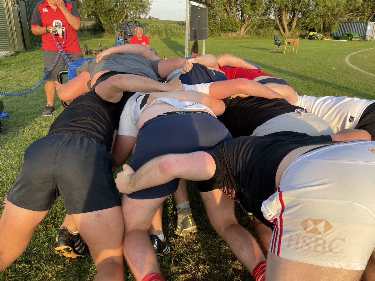 horsesheed's tweet photo. @PontelandRFC let me loose on their fully hydraulic Silver Fern scrum machine. Oh I was super happy 👊🏻🌭#scrumfest #lownumbers #heave https://t.co/9UVbKhHRBA