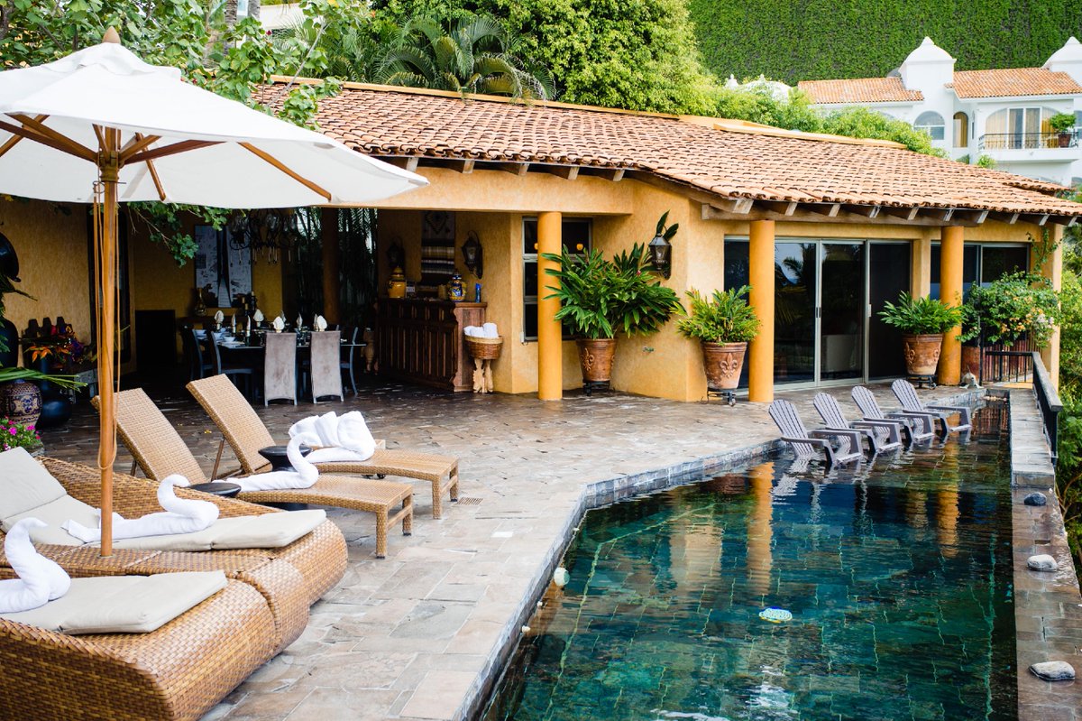 North Carolina Opera tweet media