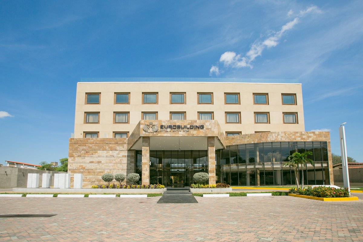 EurobuildingCor's tweet image. En #Coro somos tu lugar preferido y sobre todo, somos tu hogar.😍♥️

¡Vive la experiencia Eurobuilding! 🤭✅

#venezuela #coro #hotel #Eurobuilding #Lobby
