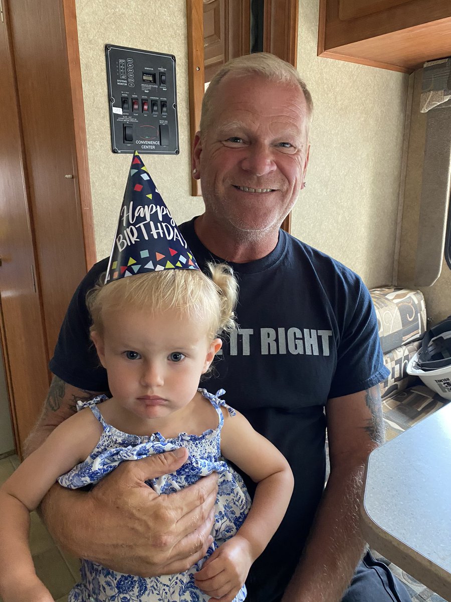 Mike Holmes tweet media