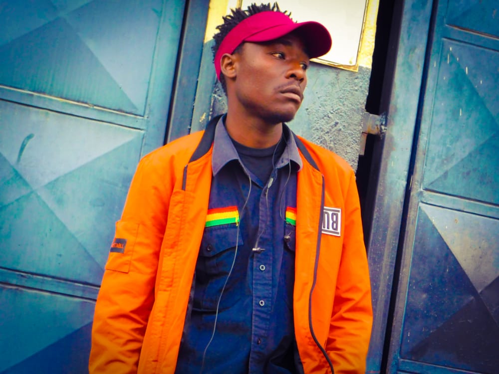 Wale mwenye wanatafutana pia mh natafutana  ,,, show mh kwan mko  wapi nyny,,,,