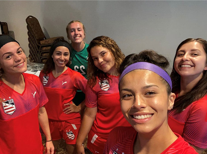 USDeaf_WNT's tweet photo. Our next huge thank you goes out to https://t.co/dXMUUKy4Go

They donate training/game apparel, balls, equipment &amp; more to both teams of @USADeafSoccer 

Thank you for supporting us &amp; @ussoccer_dmnt, we looked and felt great all week in the items you provided.

#lookGoodFeelGood https://t.co/pTscP0x3q5