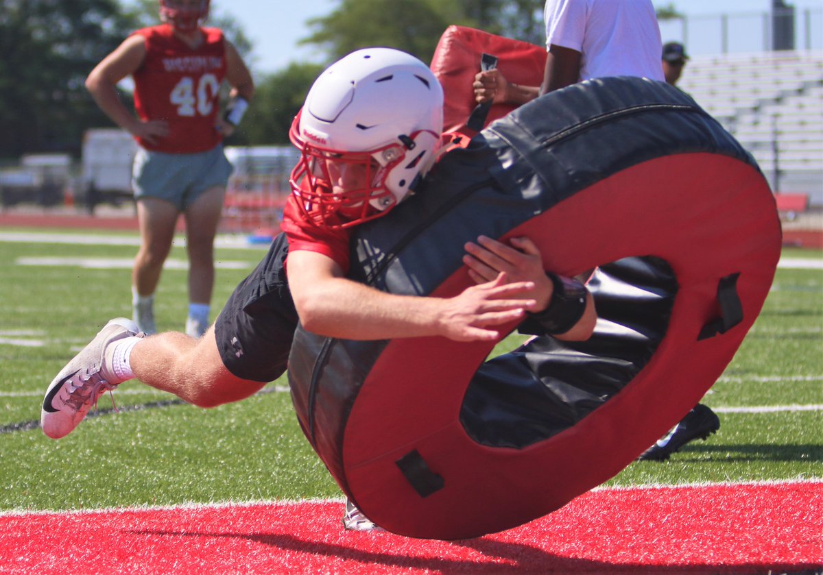 HHS Athletics tweet media