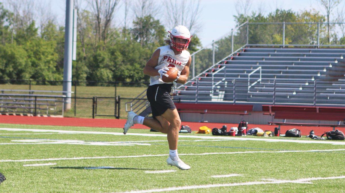 HHS Athletics tweet media