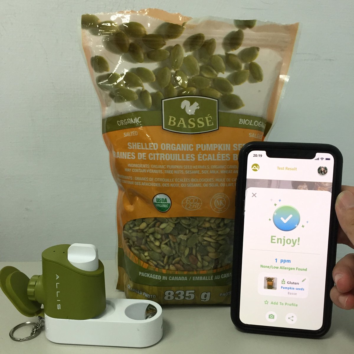 GetAllisSensor's tweet image. Today's tests: our favorite snacks. Next up, we'll be testing spices! What are some of your favorite #glutenfree snacks?