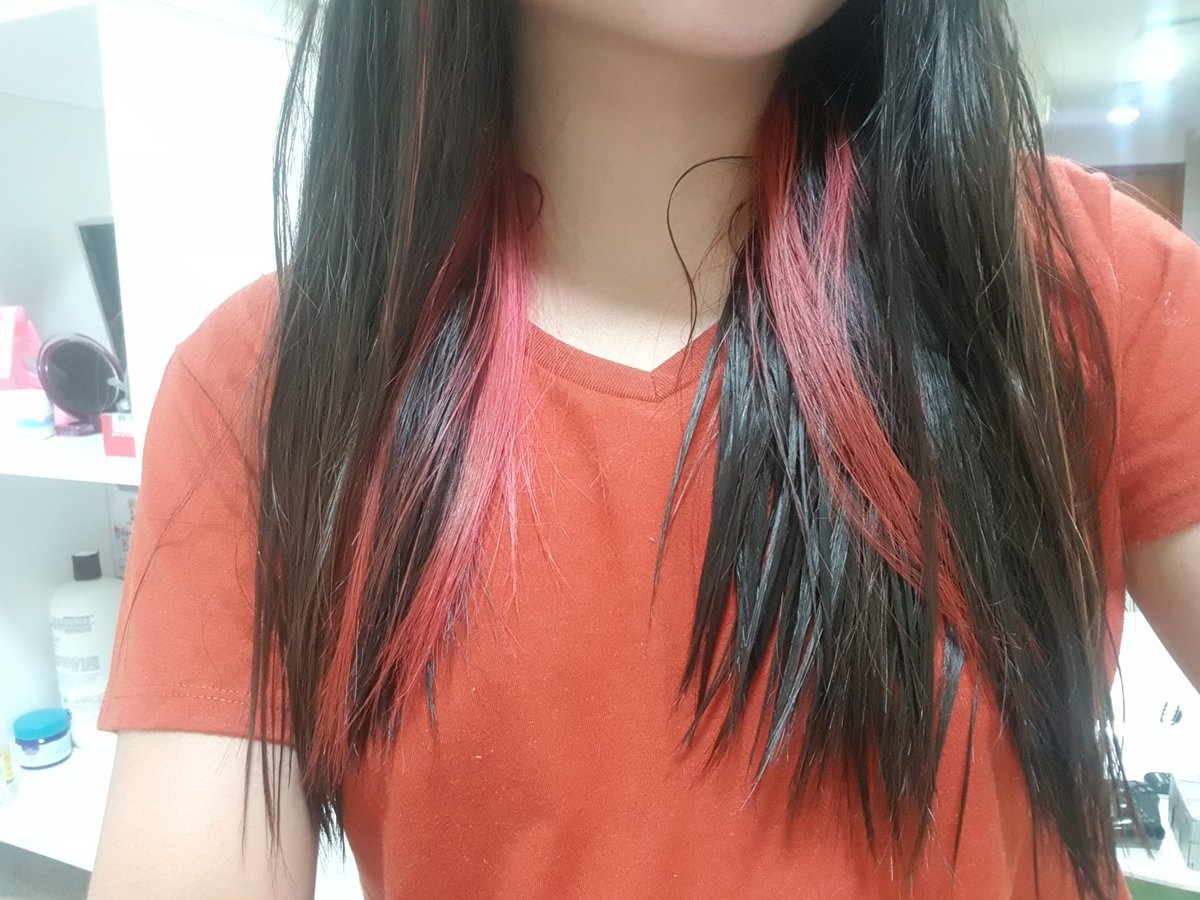 RialoreM's tweet photo. Fixed my nails, dyed my hair, bought my outfit and VIP seat ticket. All for @BLACKPINK 's The Movie. See you there #Blinks! 🖤💗 

#BLACKPINKTHEMOVIE 
#BLACKPINK 
#5thANNIVERSARY https://t.co/wLBVsdFC0X