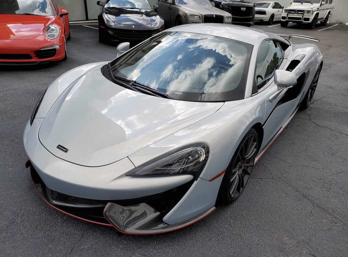 leaseitfromLLP's tweet photo. 2017 McClaren 570S 

Delivered 📦 

#mclaren #mclaren570s #silver #car #carsofig #carsofinstagram #exoticcars #cool #whip #cars #luxury #lease #llp #dope #sleek #delivery https://t.co/6tt5qmqb89