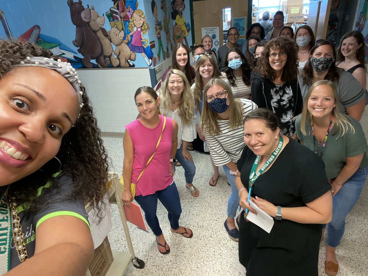 Loved the energy and excitement as we welcomed the newest members of our Guilford family yesterday 💚 #GatorsReimagineRebuildRenew22