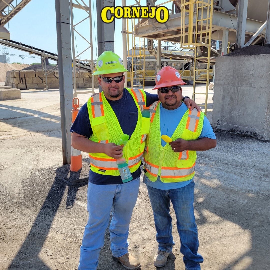 cornejoandsons's tweet photo. It's #TeammateTuesday! Shout out the teammate or coworker that helps you get through the long workweek. https://t.co/jLay5X48yO