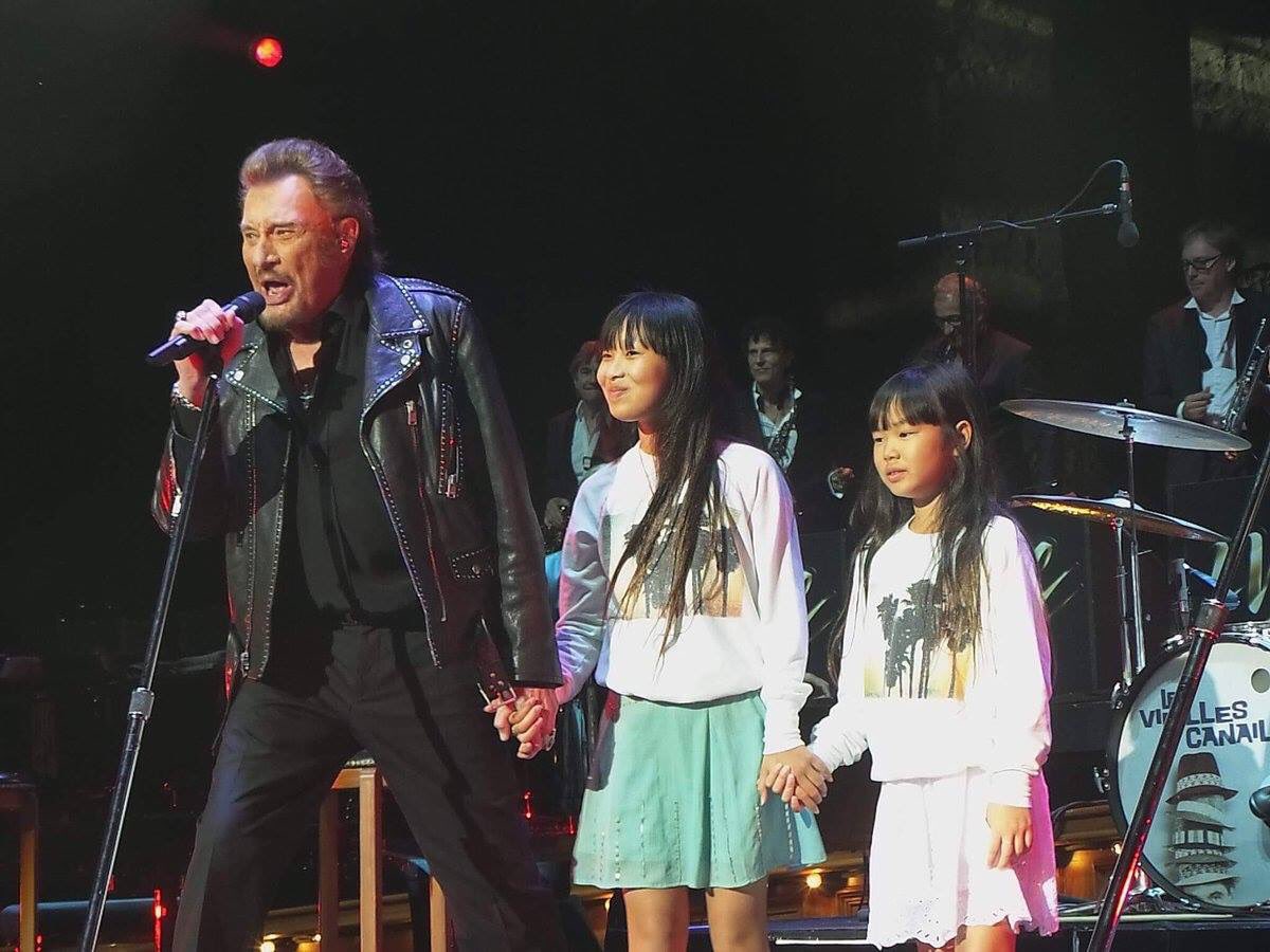 trapet1's tweet image. Très bel anniversaire 🥳 🎁 🎂 #jadehallyday 17 ans que le temps passe vite. Profite à St Barth,une pensée pour ton papa qui ns manque @JohnnySjh bises à #joyhallyday et ta maman @LHallyday