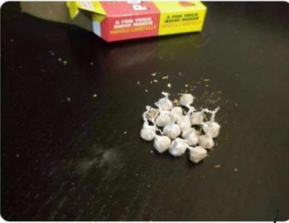 Huntwherever's tweet photo. Imagine asking someone during sex if they want poppers and then throwing these https://t.co/bdOAGI7EYi