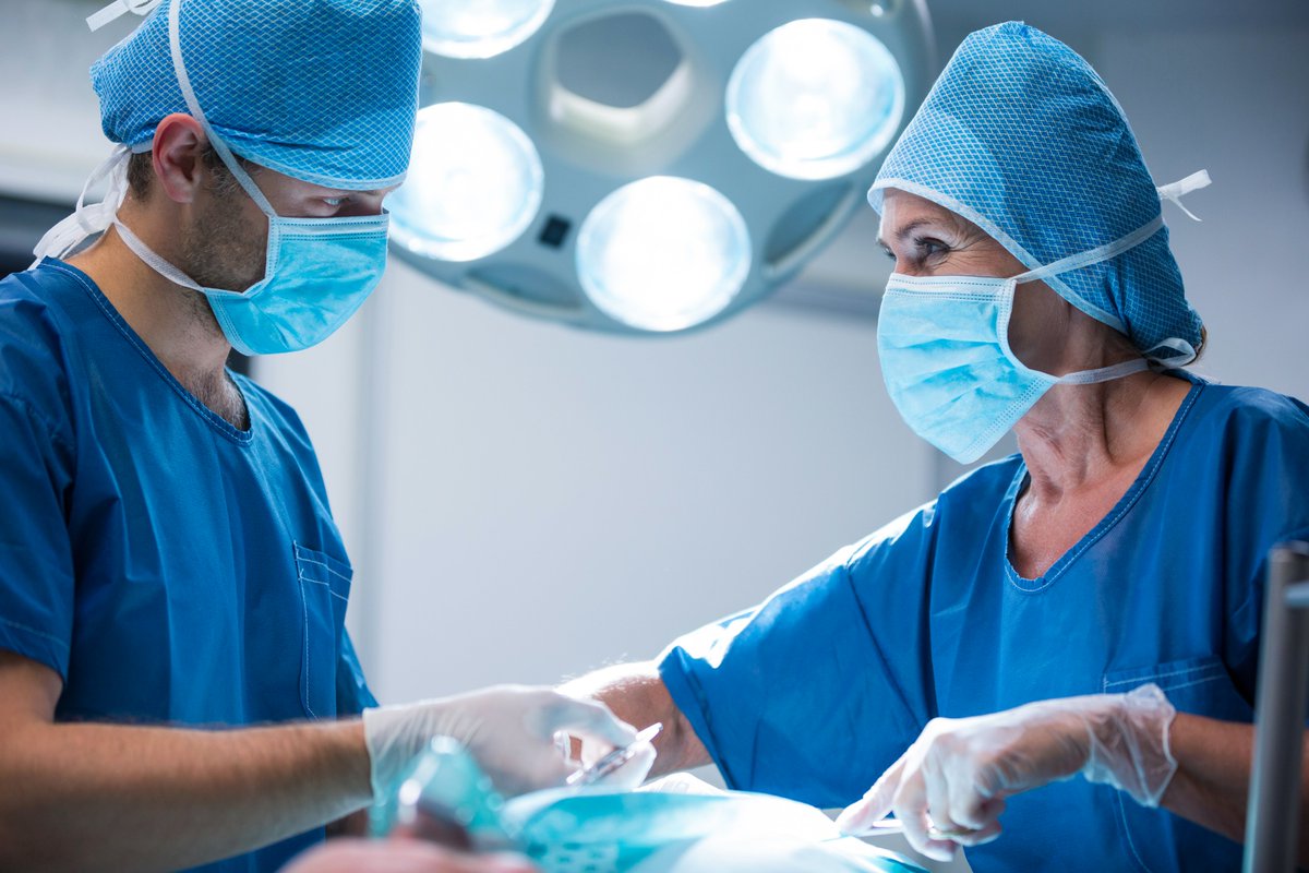 HubSurgery's tweet photo. Los días 4 y 6 de agosto continúa nuestro webinar en Fundamentos de Hernioplastia Inguinal Laparoscópica, ahora enfocándonos en métodos de vanguardia: minilaparoscopía y cirugía asistida con imanes.
#thesurgeryhub #hernioplastia #laparoscopia #cirugiasegura #minilap https://t.co/6f3iiMKRdf
