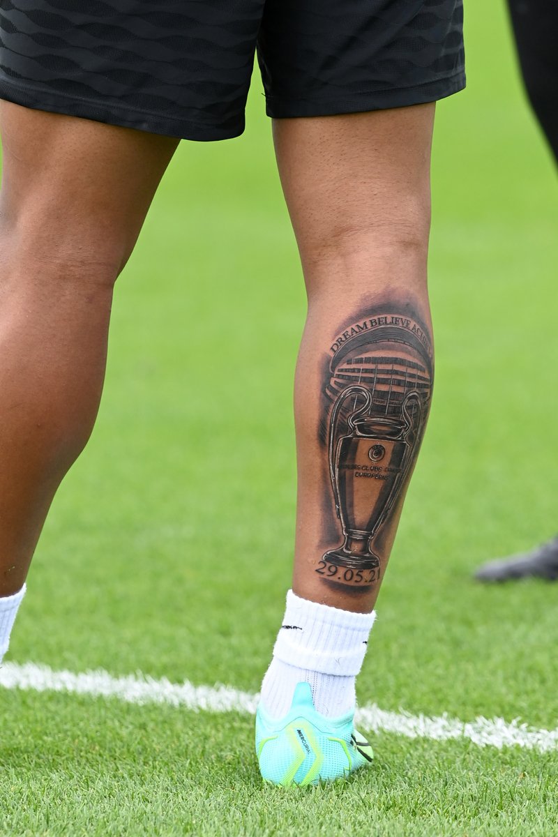 Jorginho shows off his Champions League tattoo  Football  Tribunacom