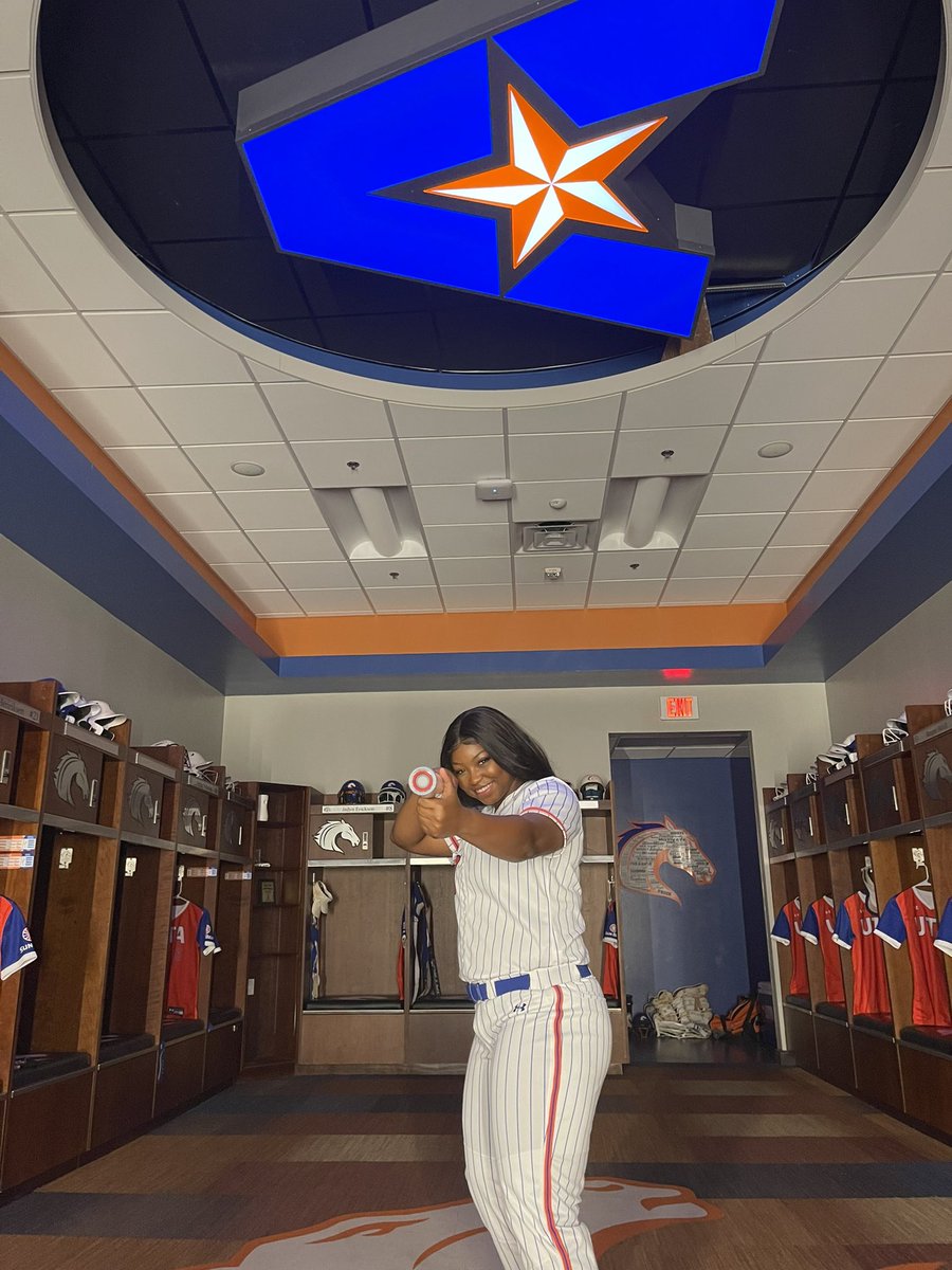 Meagan Smith tweet media