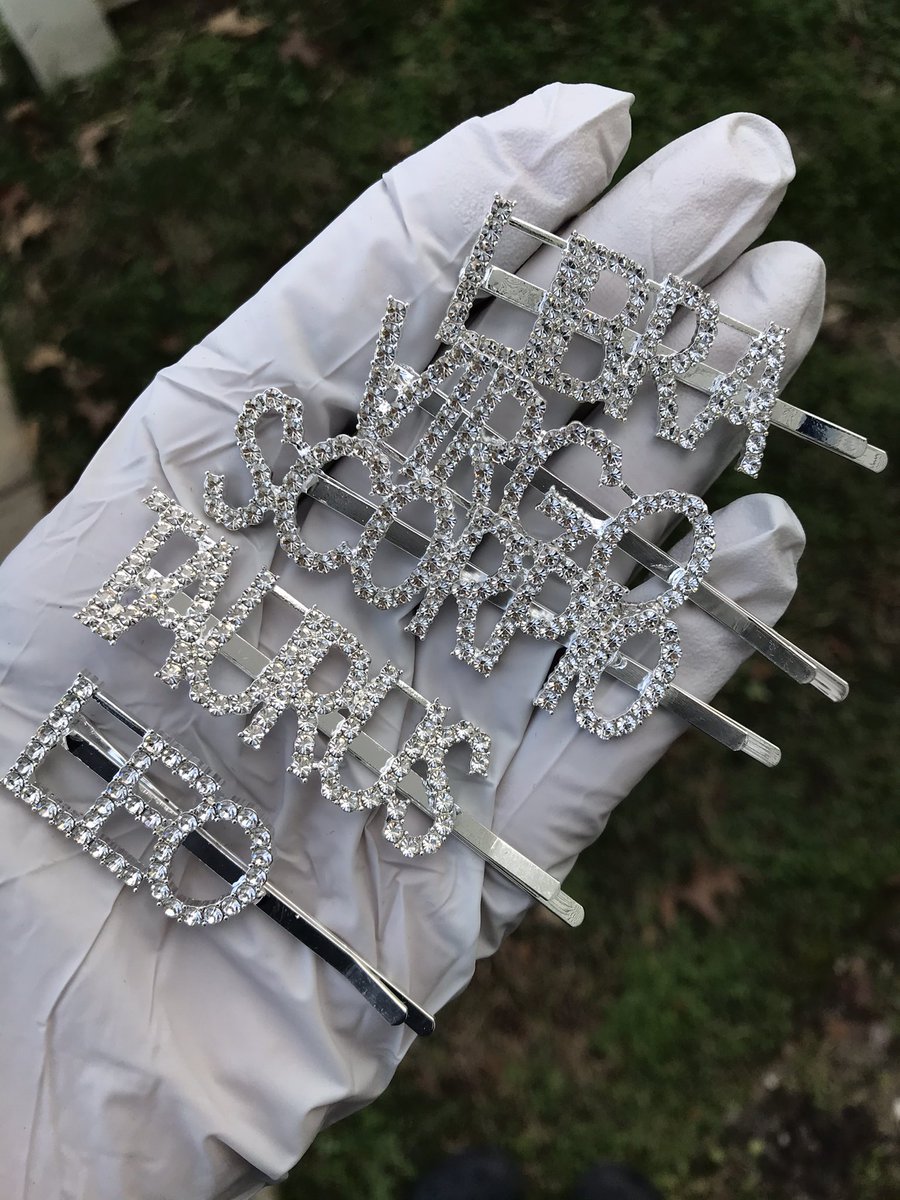 chelsea_uhhh's tweet photo. A few items in my Etsy shop 
~ Waist beads, anklets, scrunchies, hair pins and more
 https://t.co/FQFJowCUfF https://t.co/fh3IzBJNLp
