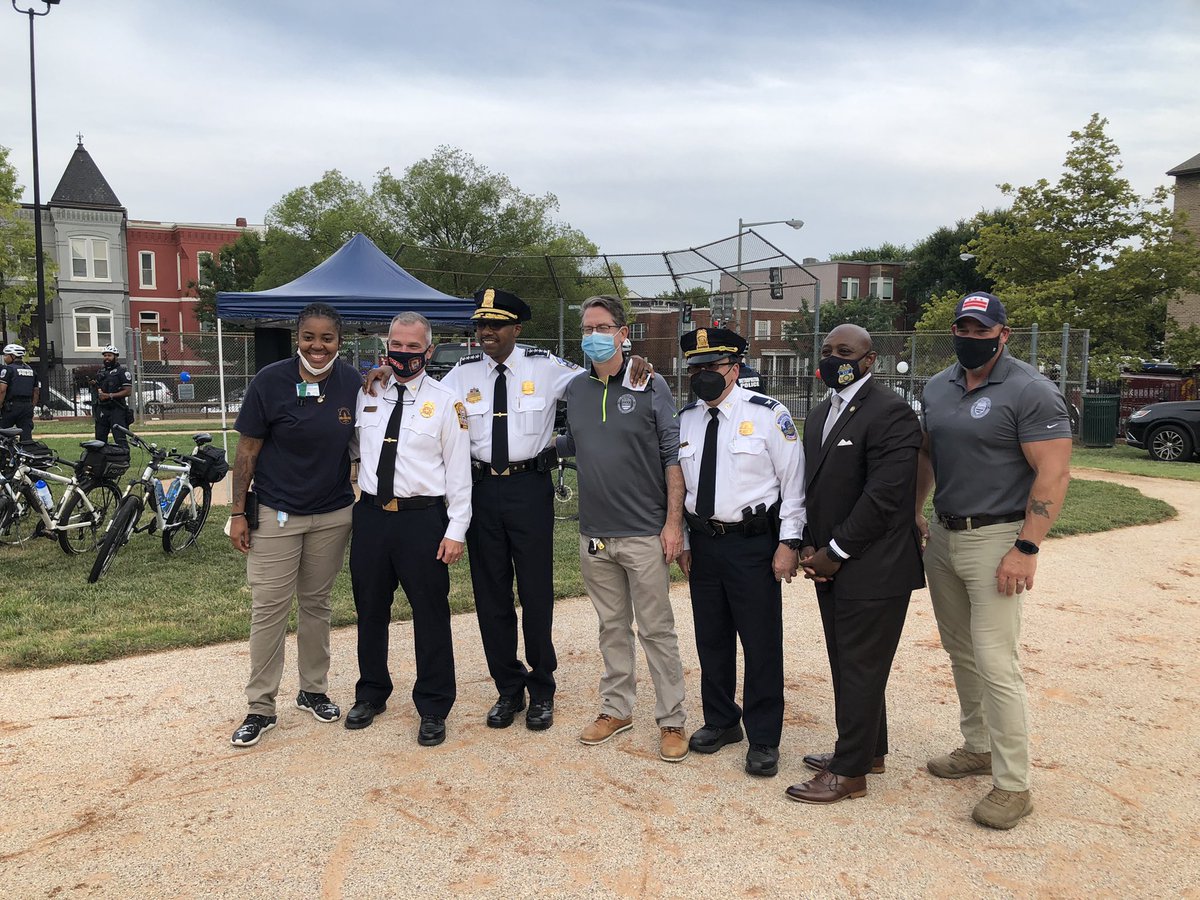 SafeDC's tweet photo. It’s #NationalNightOut! Thanks to our public safety partners -@DC_OCA @dcfireems, @ATFWashington,@SecretService, @USAO_DC, @ONSEDC_ , DC gov agencies and many more for joining the kickoff celebration at @DCDPR’s Kennedy Rec! https://t.co/8glZ3Bl2lp