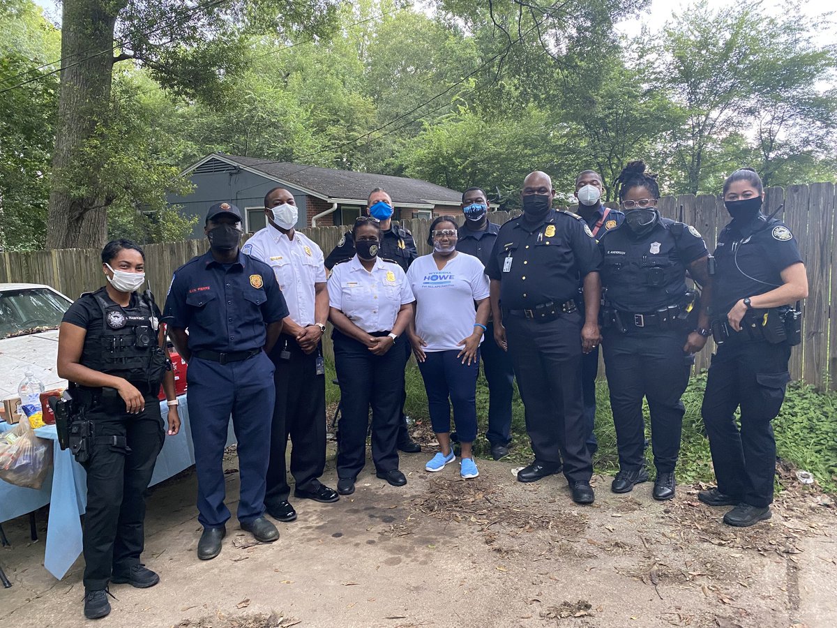 Glad we were able to make it to some of these National Night Out events before the rain hit! #NNO21 #NationalNightOut #CommunityPolicing #WeLoveATL