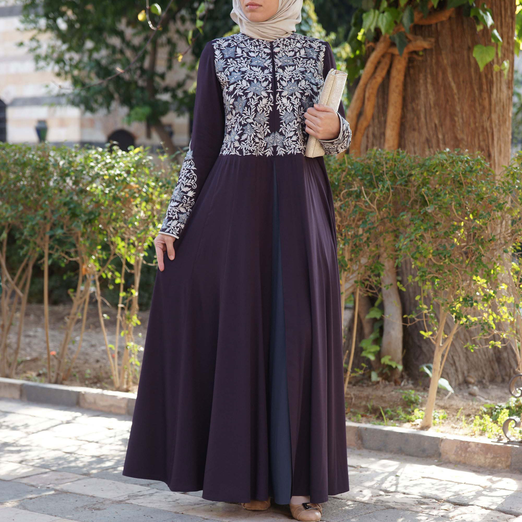 Shukr clothing deals