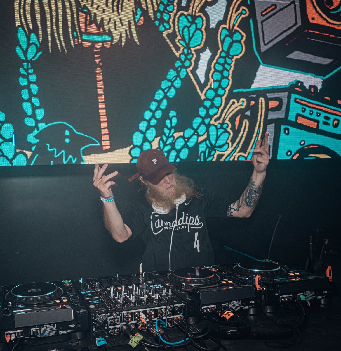 noneothervisual's tweet image. Photo dump from the last 4 shows I shot 📸 … IG saw them first btw - Instagram.com/noneothervisua… #noneothervisuals #concertphotographer