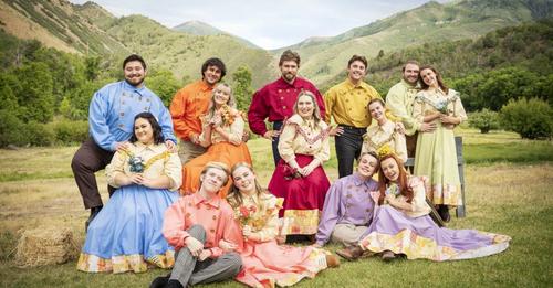 frreviewers's tweet photo. https://t.co/QBq1qerWXZ
#FrontRowReviewers #CelebratingTheGoodInTheArts #SCERA #scerashell #orem #utah #familyfriendly #FamilyTheater #communitytheater #UtahTheater #utaharts #theater #Arts #SevenBridesForSevenBrothers @SCERAupdate https://t.co/1k0QimofGT