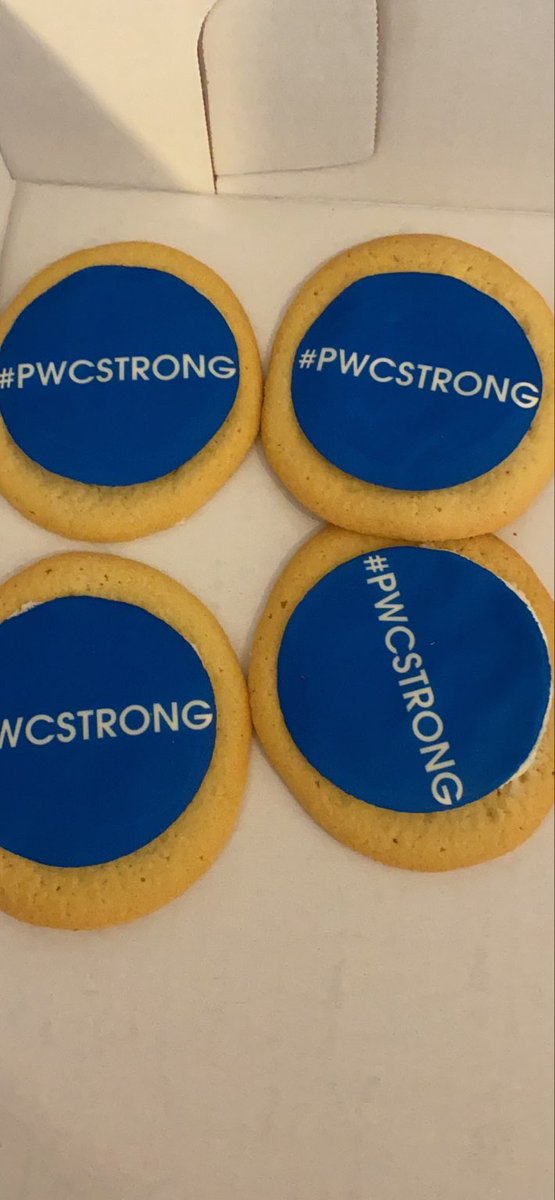 BrianaSewellVA's tweet photo. Great time tonight joining the residents of Westminster at Lake Ridge for #NationalNightOut. Thank you for the dinner and great conversation.
Glad to see the cookies were a hit! #PWCStrong https://t.co/yr5VupDZlQ