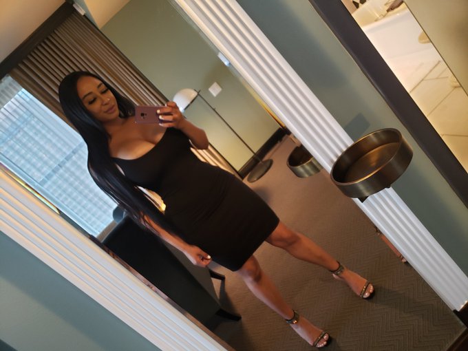 New Girl. New video. https://t.co/IipYB36qAc