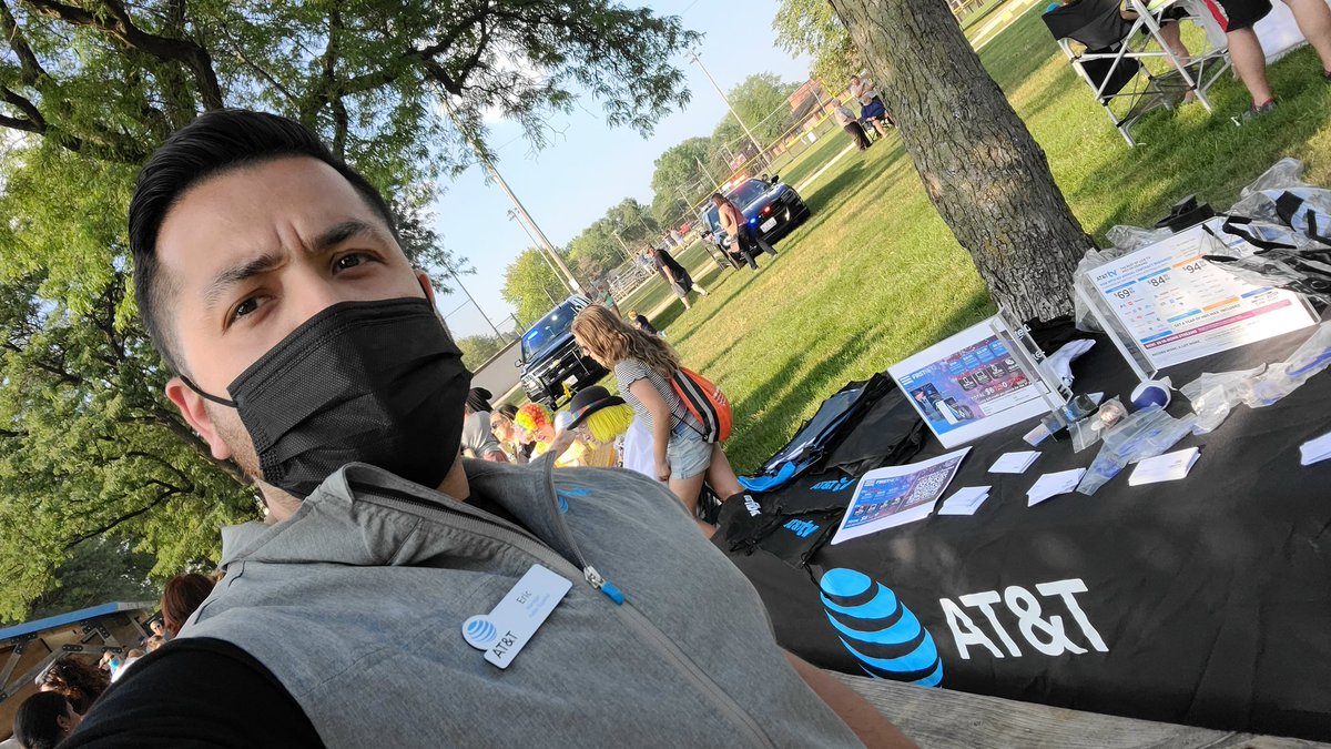 La Grange at Brookfield National Night out. Stop by and check us out best First Responder, Fiber broadband, and AT&amp;T Deals! <a href="/b_rothblott/">Bill Rothblott</a> @joe_boxer44 <a href="/TomMonahan10/">Tom Monahan</a> <a href="/DavidM_0990/">David M</a>
