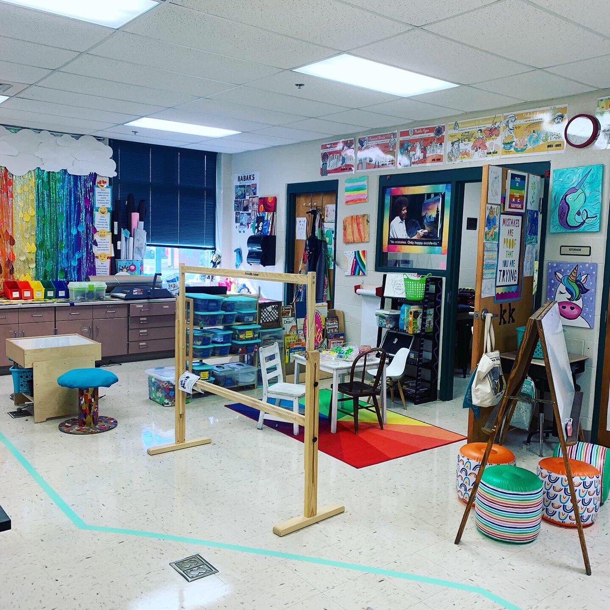 teachcentart's tweet image. Our Art Studio is already buzzing with new artists for the 2021-2022 school year! Remember, all work will come home in a portfolio at the end of the year, and 2nd-5th Grade artists need to bring an old large shirt 👕 to protect their school clothes  #teachcent #teachcentart