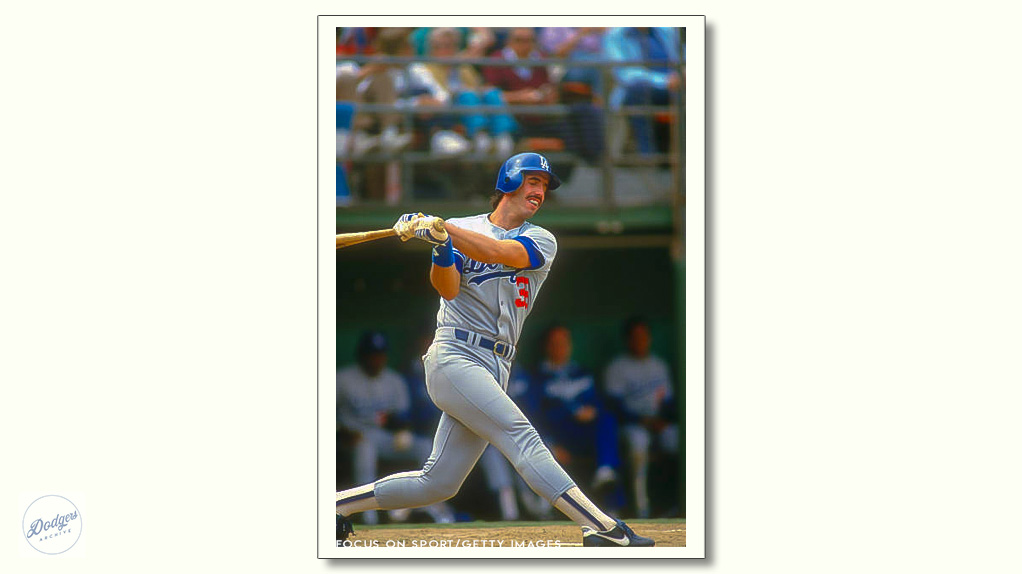 Happy Birthday to 1983 NL West champion and 3-year first baseman Sid Bream: 

Born August 3, 1960! 