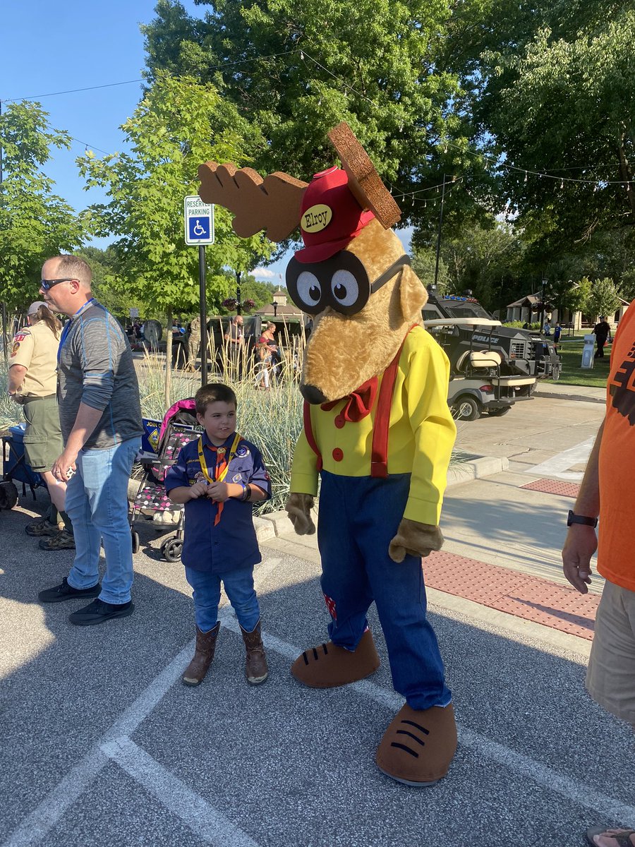 Tiffinie tweet media