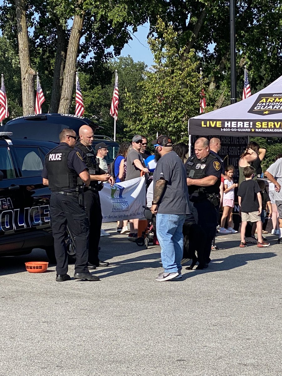 Tiffinie tweet media