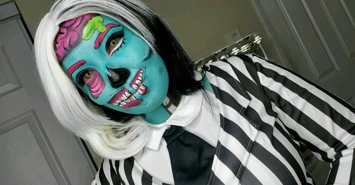 rsajohn13's tweet photo. Honestly, just waiting "patiently" for October for my serotonin... #Halloween #SFX https://t.co/BjGXw3Jy03