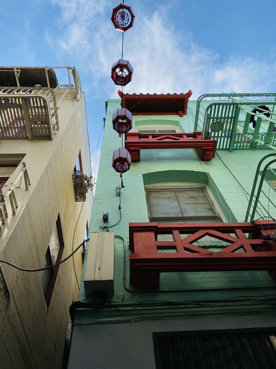 ohihello1's tweet photo. 📍sf chinatown https://t.co/owoaiwah49