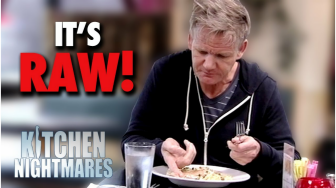 GORDON RAMSAY is Served 1 Clueless Chicken https://t.co/Ev7sWs9nNO