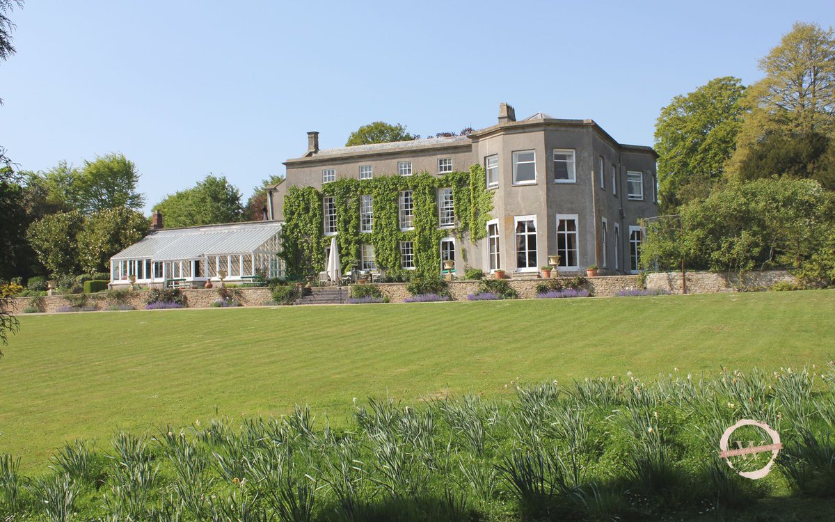 .<a href="/Pennard_House/">Pennard House</a> - Offering an idyllic, country setting to celebrate your Wedding Day, Pennard House has a beautiful room in the house as well as the new Garden Pavilion outside both licensed for civil ceremonies. weddingvenuesinsomerset.co.uk/wells-shepton-…