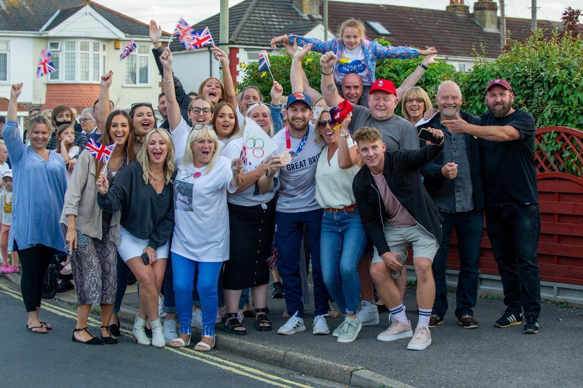 Declan Brooks OLY tweet media