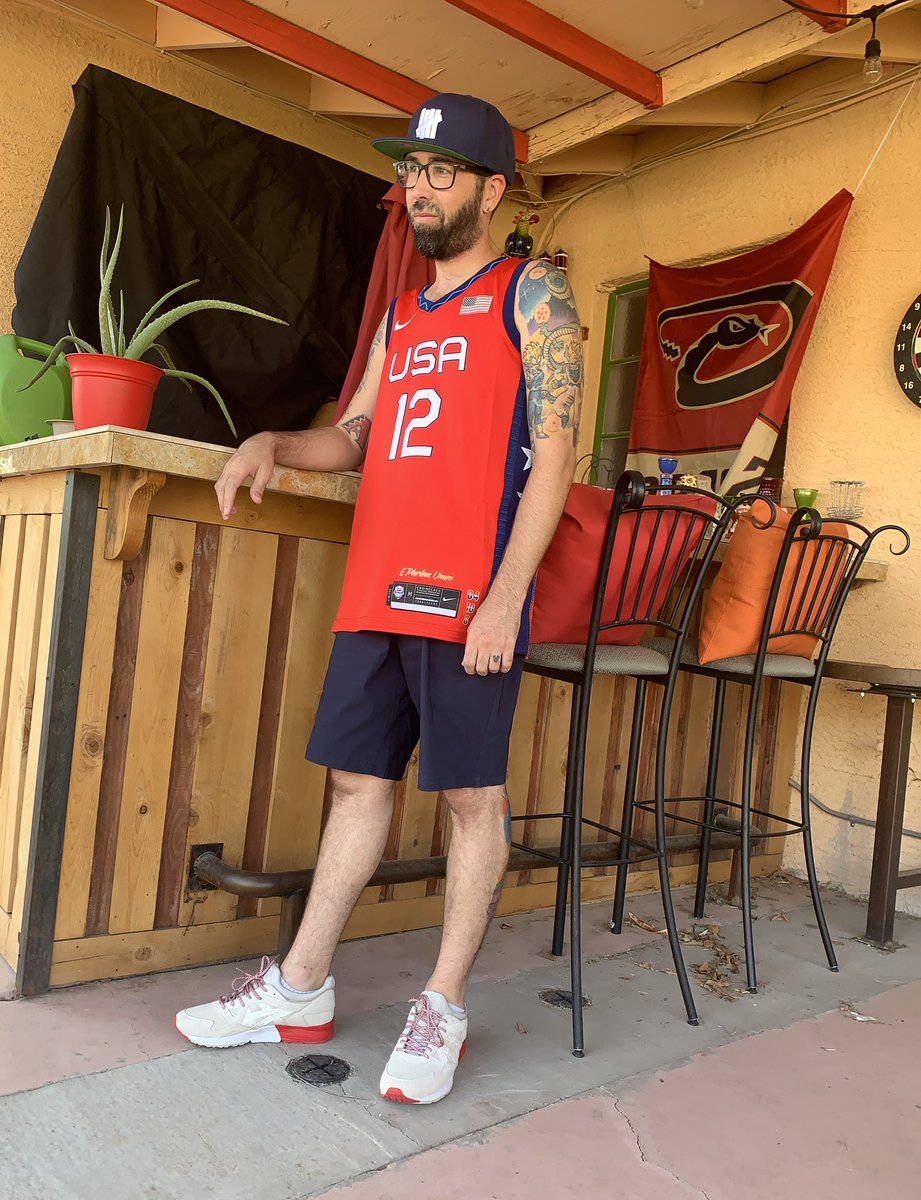 Mr_JustWin's tweet photo. GOAT ๐๐บ๐ธ๐
#teamusa #dreamteam #olympics2021 #vintage #jerseys #concepts #conceptsasics #vintagefashion #buyitnow #shopmystore #asics8ball #champion #asicsgellyte5 #mrgreenfindz #90sfashion #tokyo2020 #thegoat #taurasi #dianataurasi #asicsgellytev #teamusabasketball #ootd #kotd https://t.co/E4JNN0KfyJ