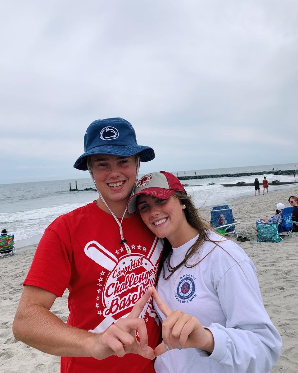 CHminiTHON's tweet photo. This week #chmttraveltuesday is coming from 
📍Rocky Mountain National Park, Colorado
And 📍Ocean City, New Jersey
Send in your travel pics to get featured next week!✈️
#chmt #minithon #fourdiamonds #ftk #gogold https://t.co/G4YAy7kWOU