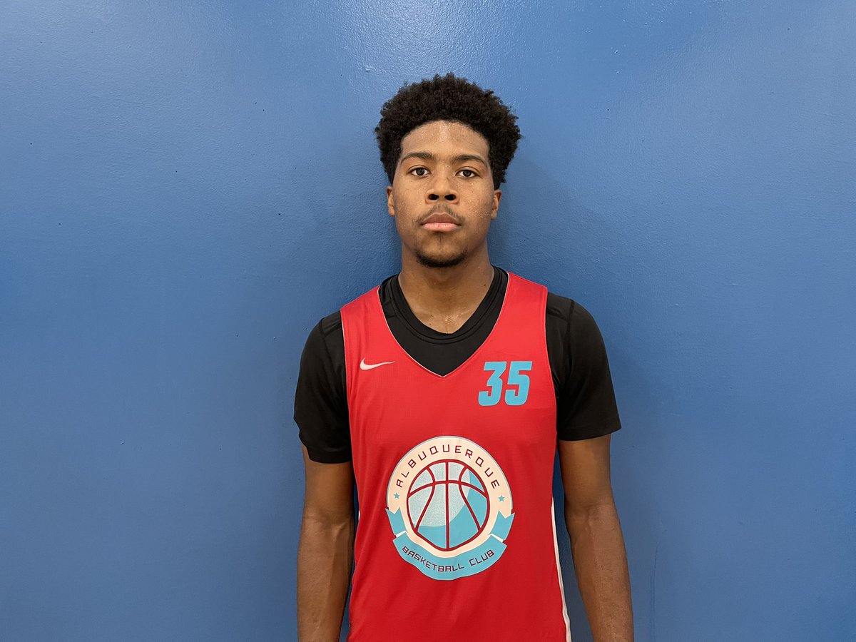 FullTimeHoops1's tweet image. 🚨The #PHHustleRegionFinals All-Tournament Teams, headlined by Tournament MVP, 2023 PG @ParkerGerrits

🥇 Team: prephoops.com/2021/08/ph-hus…

🥈 Team prephoops.com/2021/08/ph-hus…

🥉 Team prephoops.com/2021/08/ph-hus…