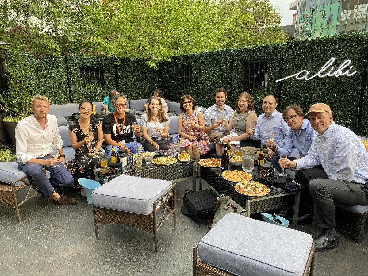 Celebrating the news that our P01 will be funded! Thanks to all our great collaborators @MGHCancerCenter and @MDAndersonNews for your perseverence! @CGrassberger @JenniferWo4 @KatieKeaneMD @HenningWillers @StevenLin_MDPhD @SJFrankMD @eugenekoay @kkbGoBlue @ACKoongMDPhD