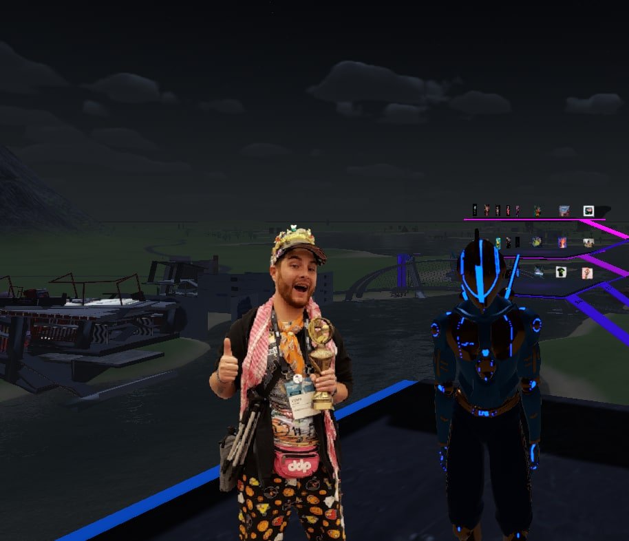logantoday's tweet photo. Finally got around to trying out my new body by @elohprojects. Went to the never ending pool party with @KennethBosak in @SomniumSpace Moon out now but its truly the best sunrise in world. https://t.co/KdtB6BVY65