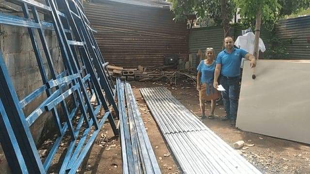 Con mucha emosión Doña Teresita recibe,  materiales de construccion para su vivienda digna, en el Barrio Carlos Fonseca-D3.3. 
#VivaDaniel2021
#FSLNHeroicoPancasanSiempreVictorioso
#ManaguaSandinista <a href="/taniasandinista/">TaniaSandinista</a> <a href="/Cadejo19/">El Cadejo Sandinista</a> <a href="/DiablaSandi/">🔱𝔏𝔞 𝔇𝔦𝔞𝔟𝔩𝔞 𝔰𝔞𝔫𝔡𝔦𝔫𝔦𝔰𝔱𝔞🌹🔥</a> <a href="/ElCuervoNica/">🅴🅻 🅲🆄🅴🆁🆅🅾🇳🇮</a>