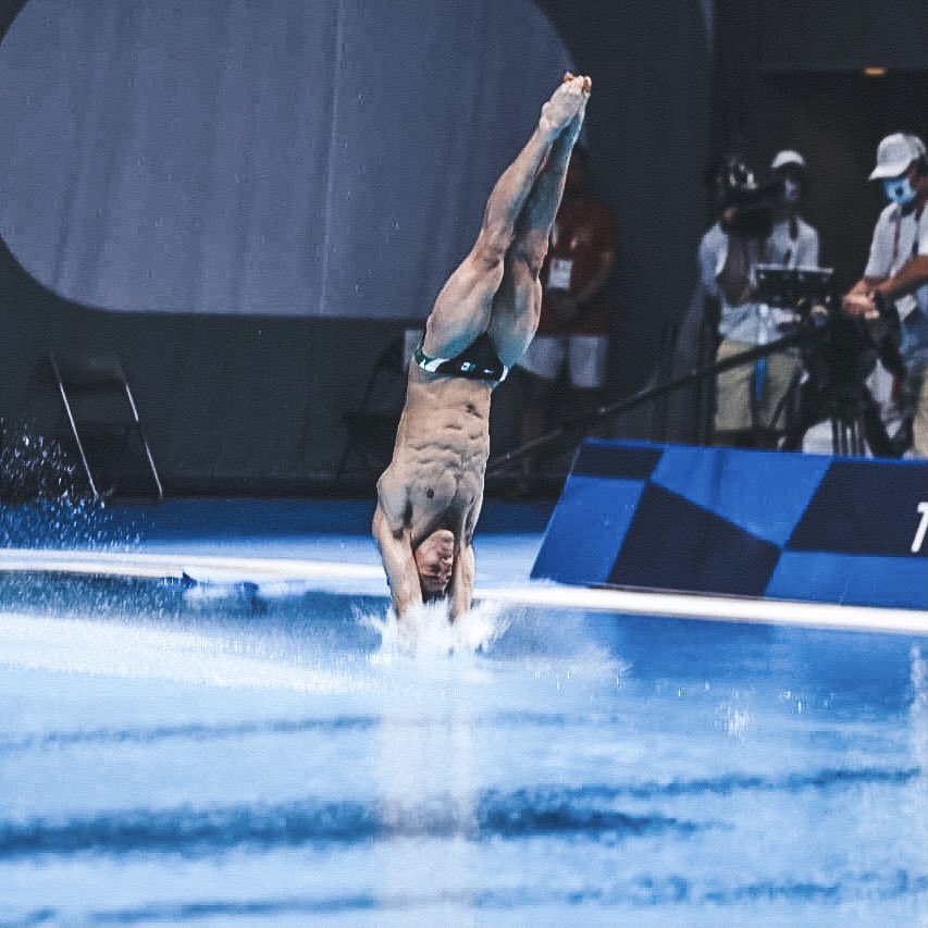Rommel_Pacheco's tweet photo. Seguiré siendo como dice el lema olímpico; más alto, más rápido y más fuerte, ser un campeón significa luchar por conquistar lo que parece imposible. 

Gracias #Tokyo2020 nunca dejaste de sorprenderme e inspirarme... 🙏🏼🇲🇽 https://t.co/gqN2okGrey