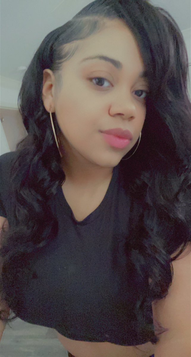 SnickerFyne's tweet image. 👄