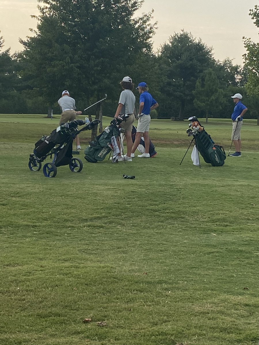 CommanderGolf tweet picture