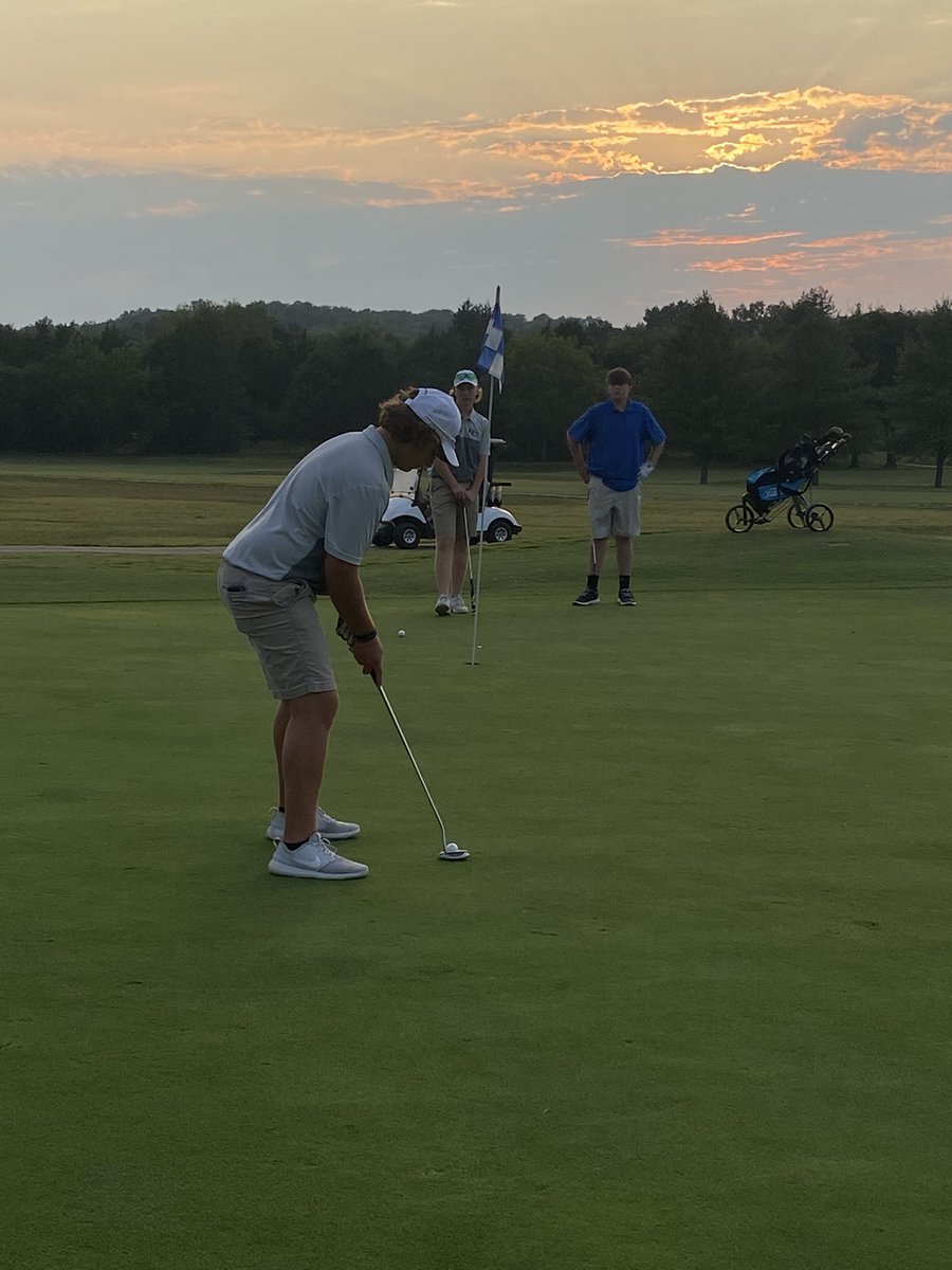 CommanderGolf tweet picture