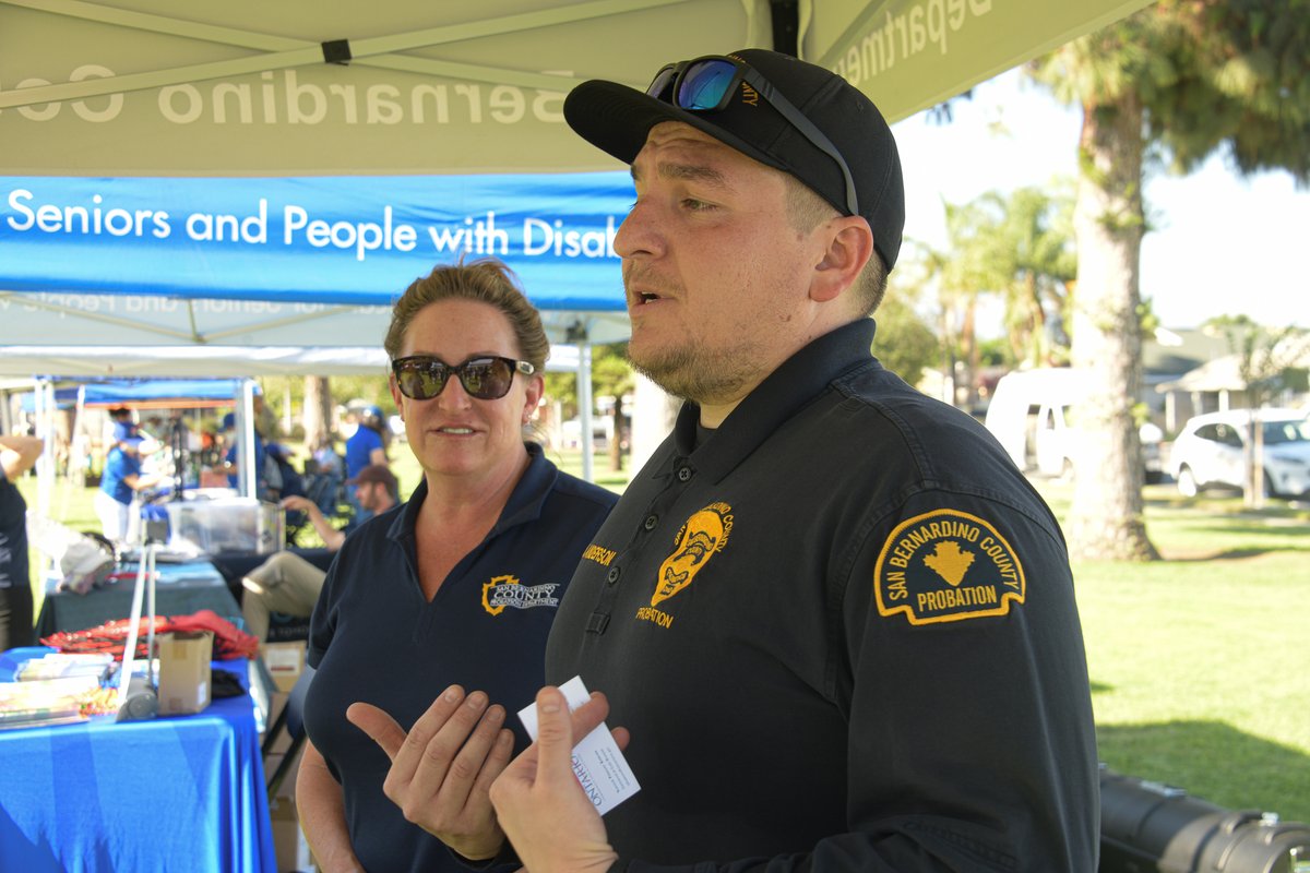 SBCprobation's tweet photo. Chief Probation Officer Tracy Reece attended the Ontario #NationalNightOut where #SBCProbation has a booth set-up to meet and talk with the community. If you are interested in joining our team, log-on to https://t.co/uG0nbEUvxk. #NNO #NNO2021 #NNOontario https://t.co/RZQBZCc3YG